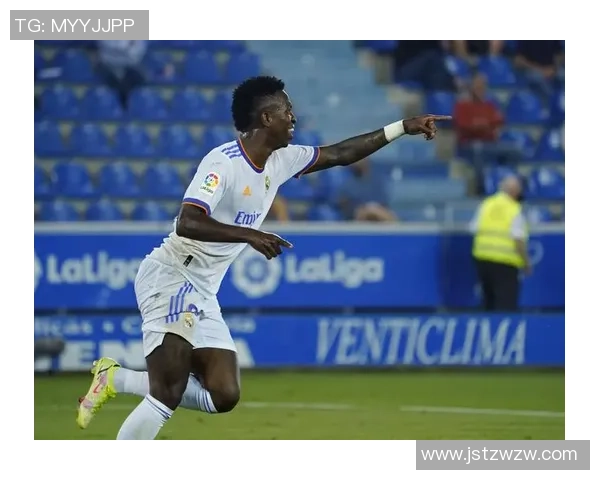 姆巴佩的“兜射艺术”:一脚定乾坤,皇马1-0阿拉维斯 姆巴佩的“兜射艺术”:一脚定乾坤,皇马1-0阿拉维斯