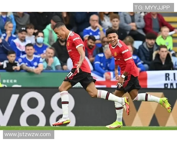 罗马诺曝曼联放弃桑乔：球员确定离队，红魔何去何从？